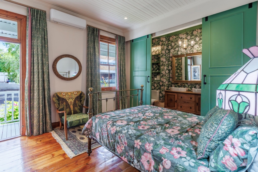 To Let 4 Bedroom Property for Rent in Gardens Western Cape